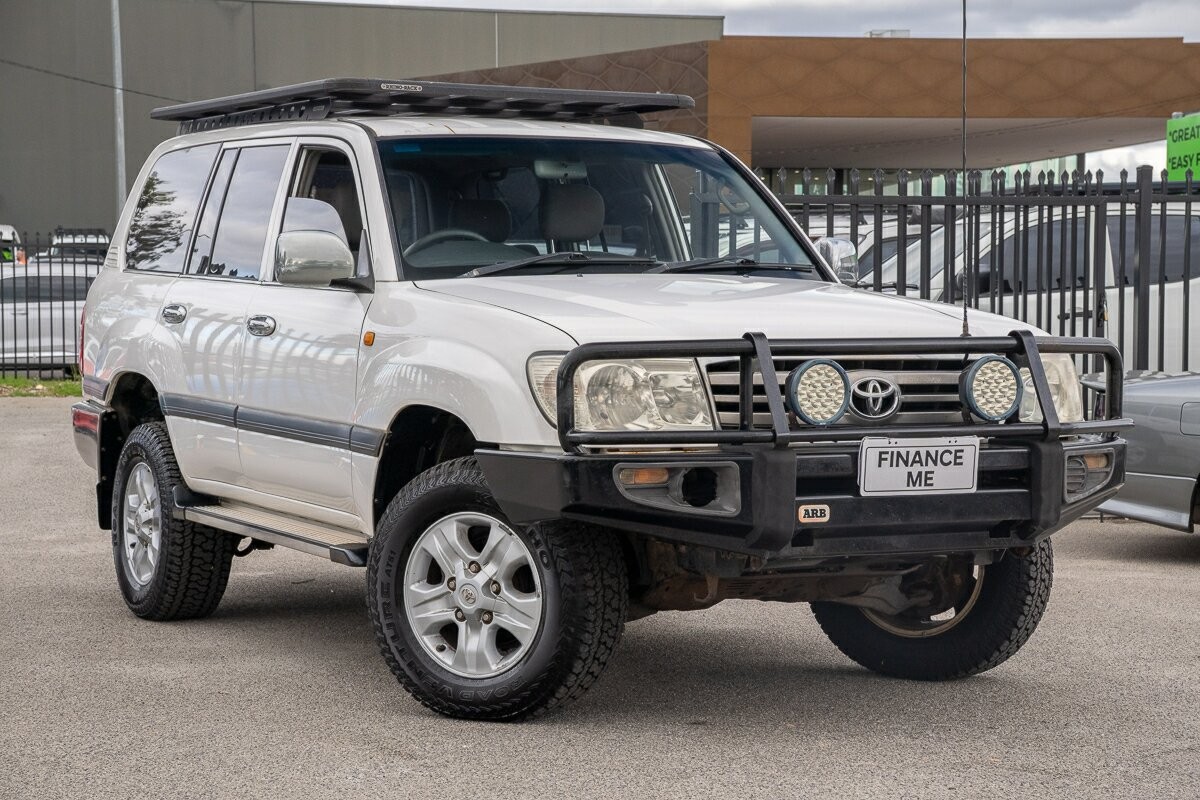 Toyota Landcruiser image 1