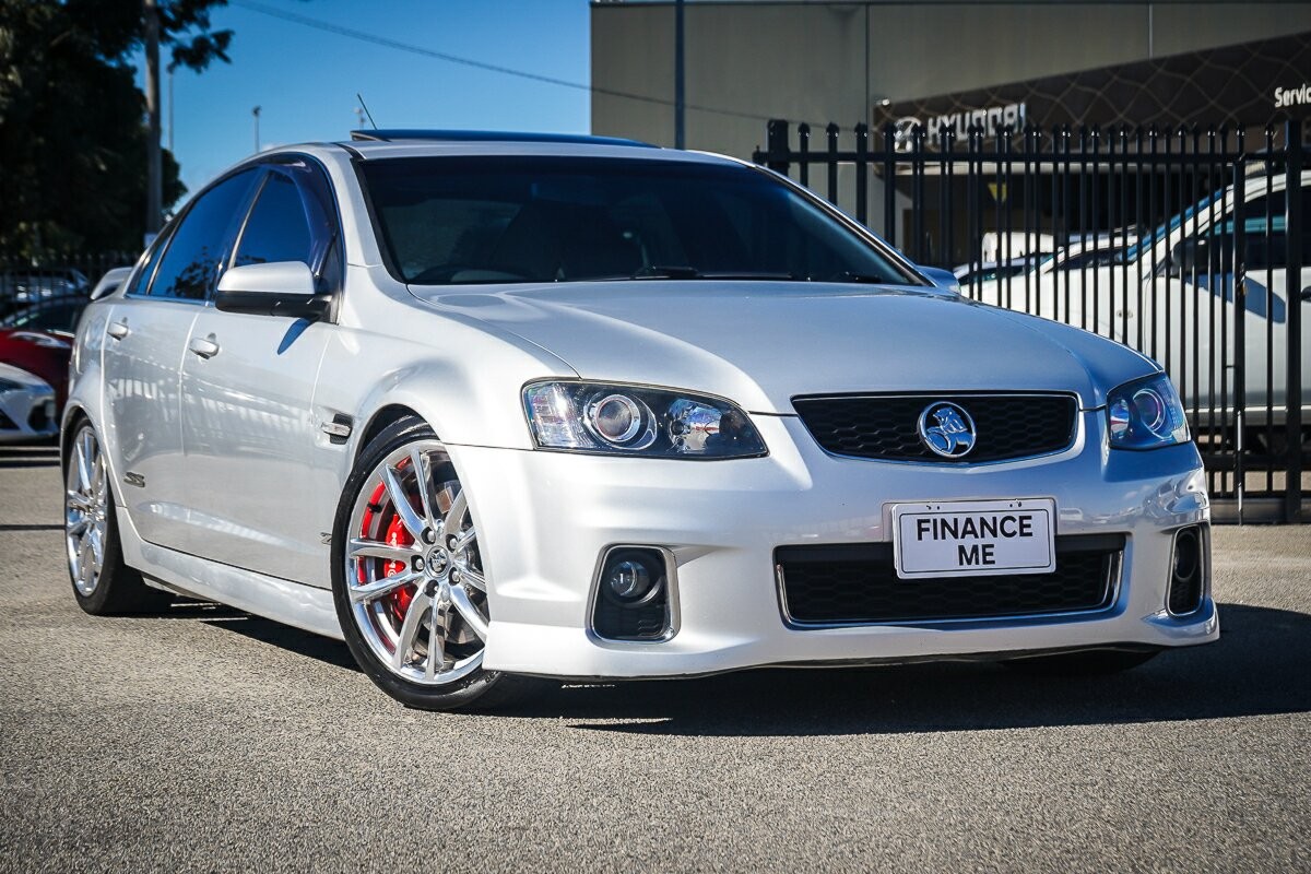 Holden Commodore image 1