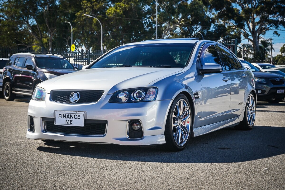 Holden Commodore image 4
