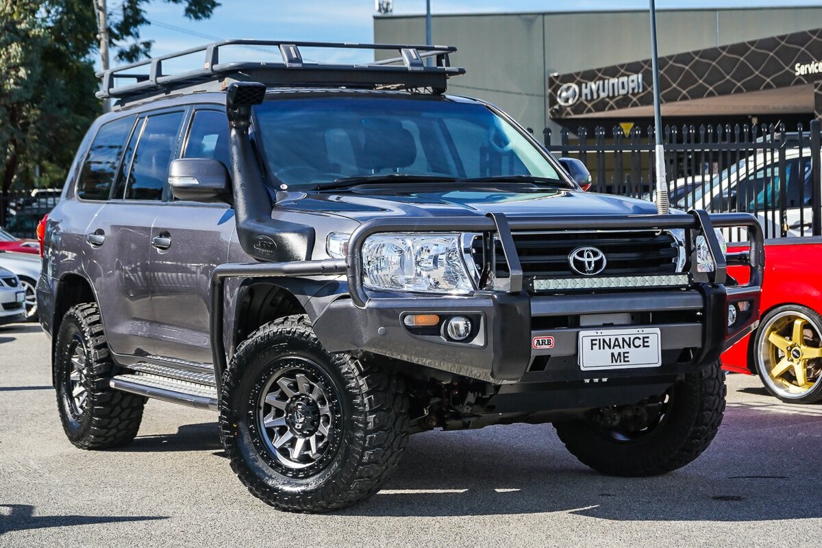 Toyota Landcruiser image 1