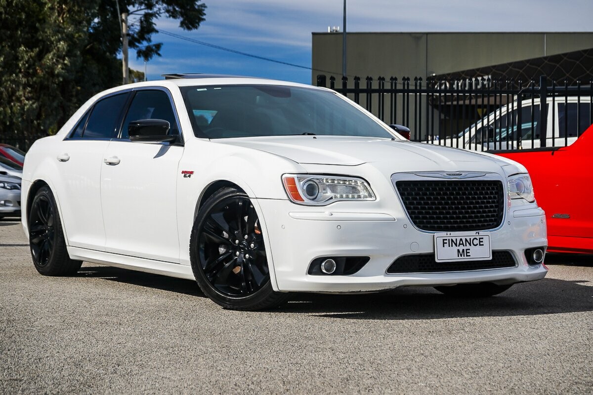Chrysler 300 image 1