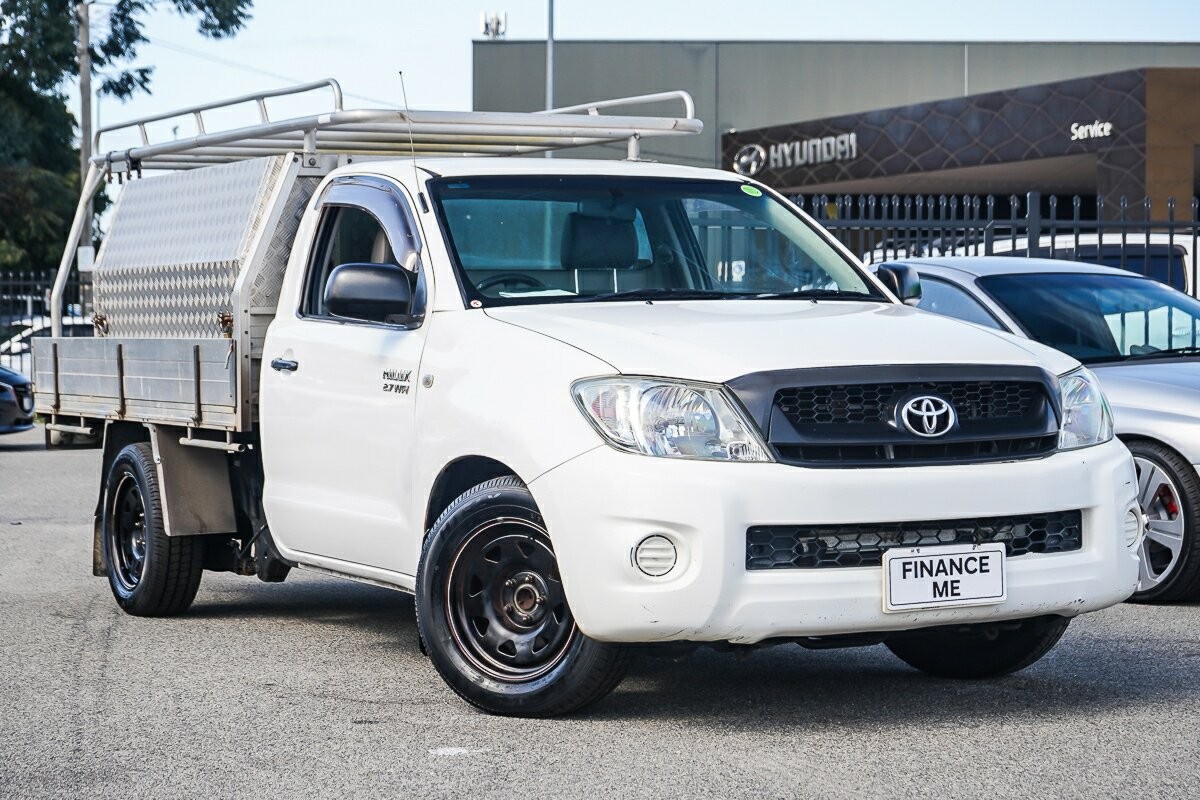 Toyota Hilux image 1
