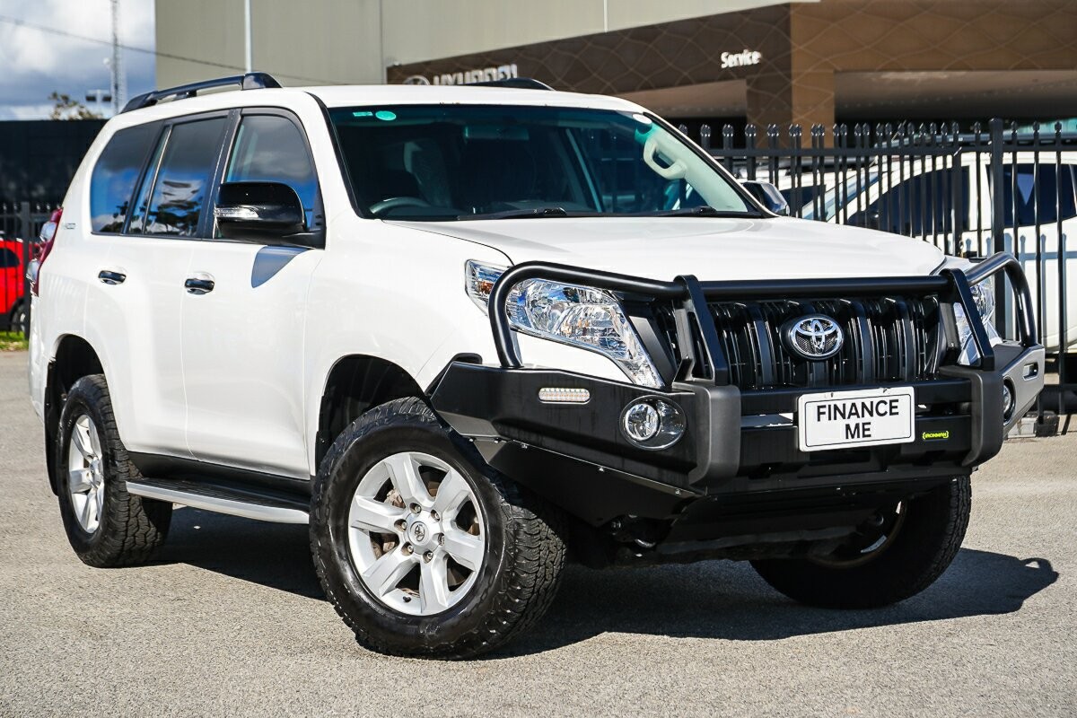 Toyota Landcruiser Prado image 1