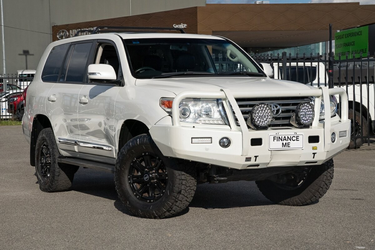 Toyota Landcruiser image 1