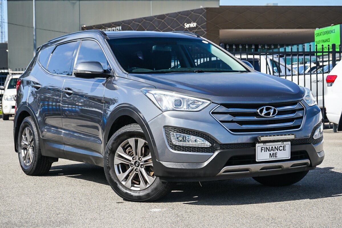 Hyundai Santa Fe image 1