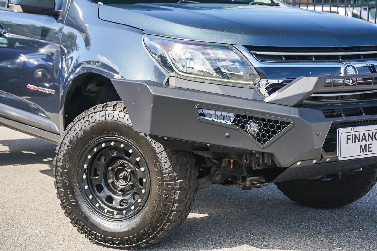 Holden Colorado image 2