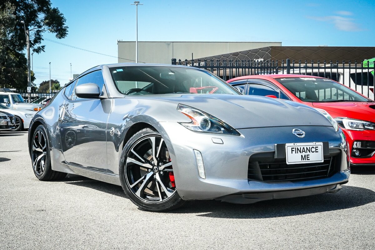Nissan 370z image 1
