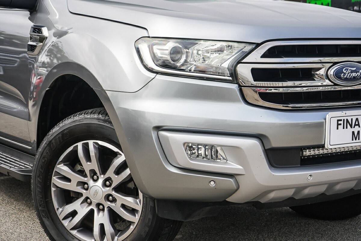Ford Everest image 2