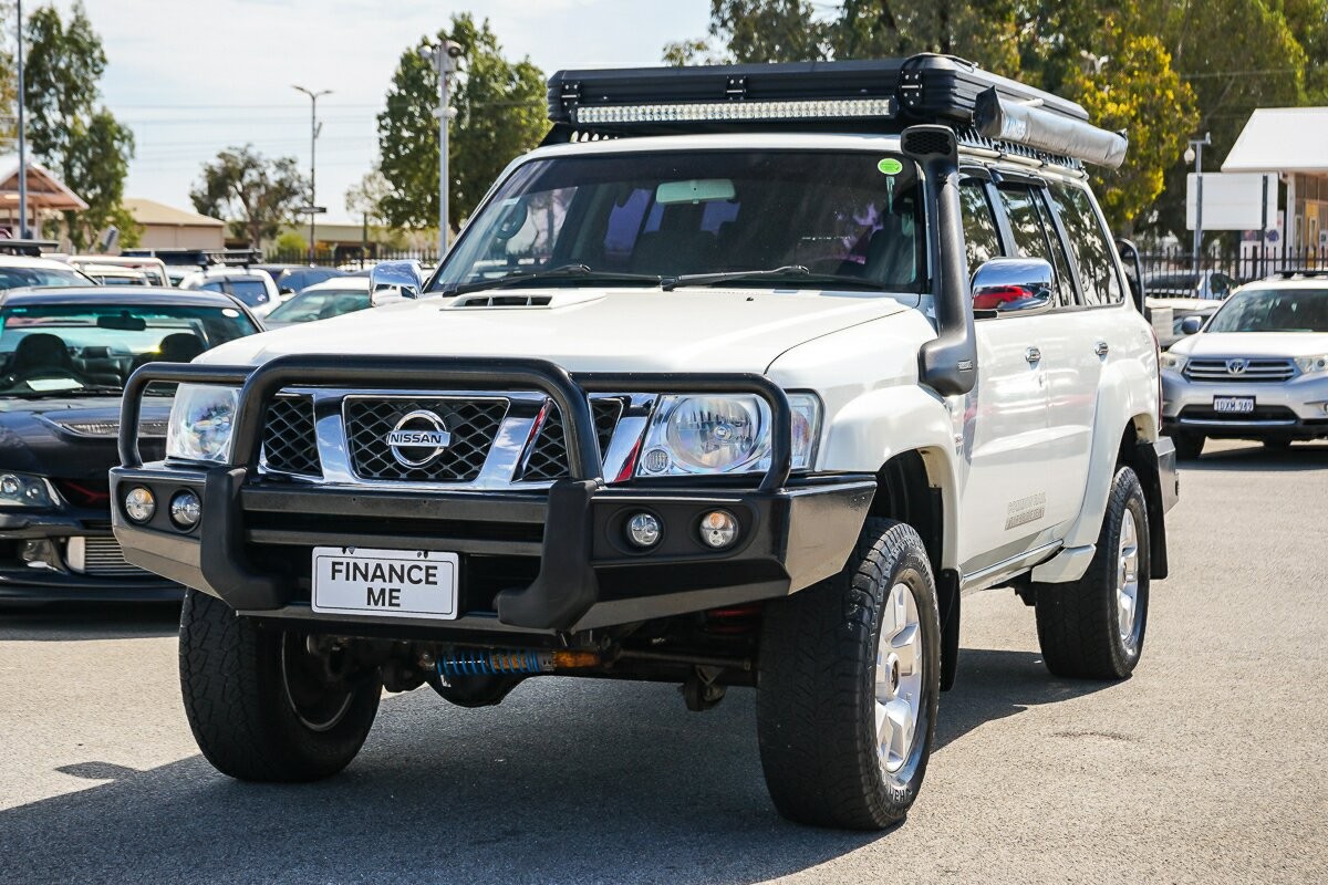 Nissan Patrol image 4
