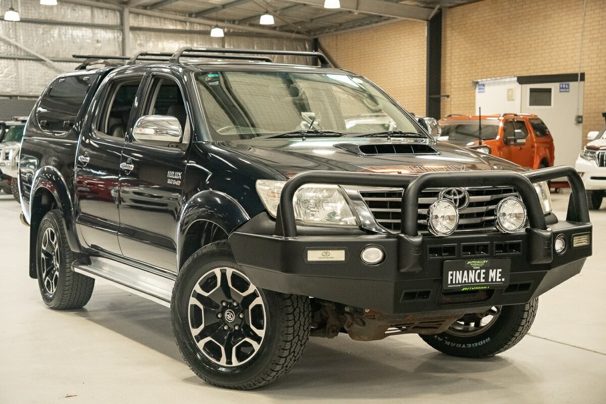 Toyota Hilux image 1