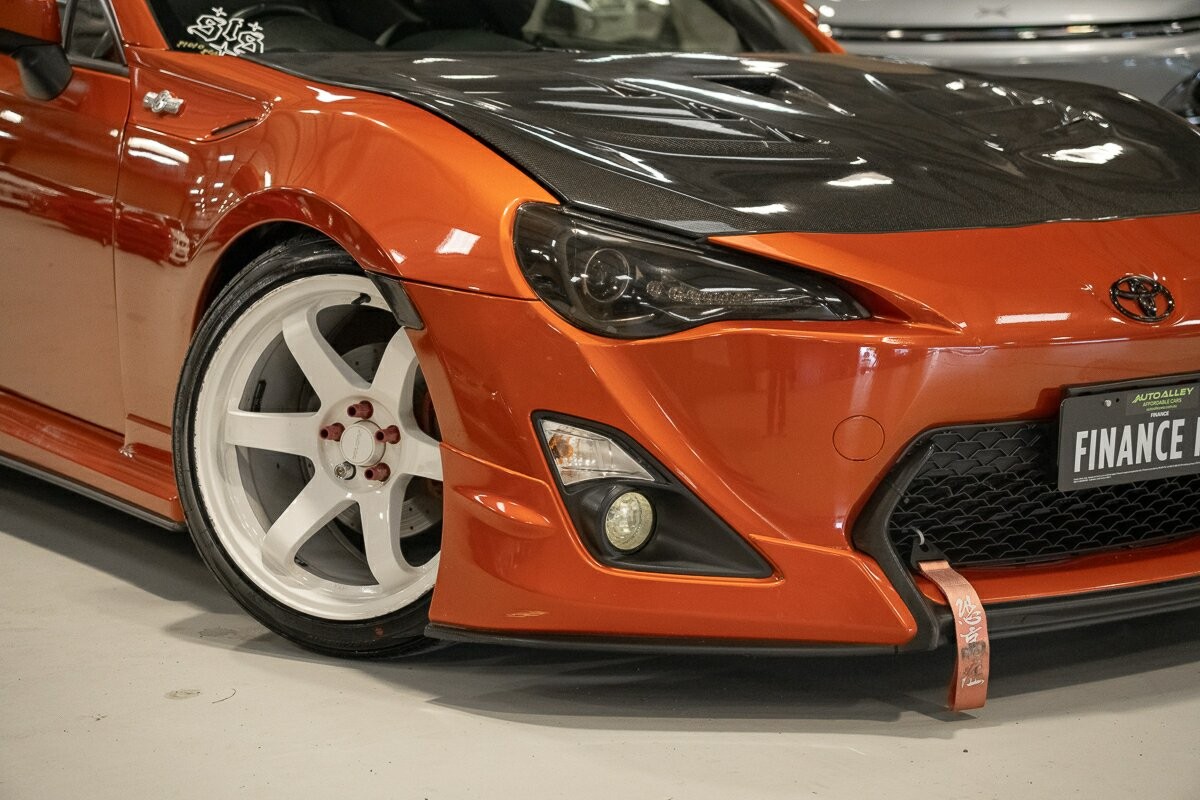 Toyota 86 image 2
