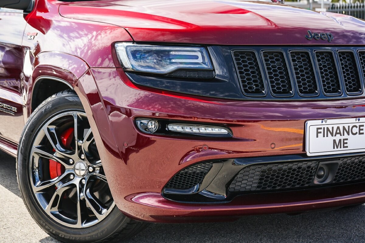 Jeep Grand Cherokee image 2