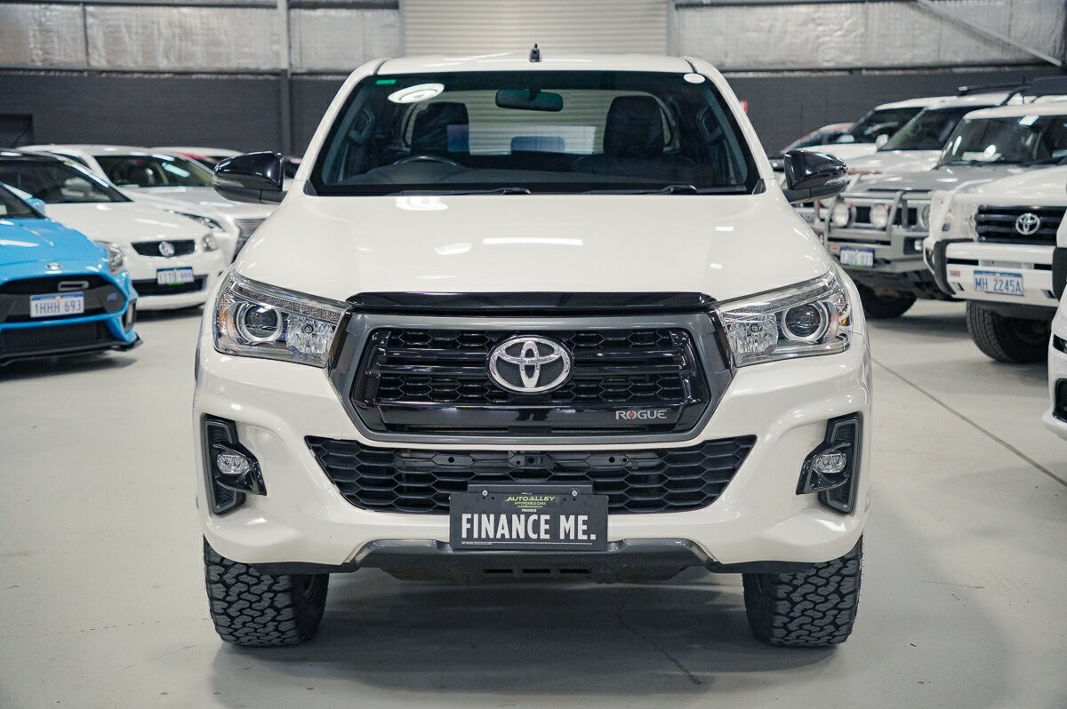 Toyota Hilux image 3