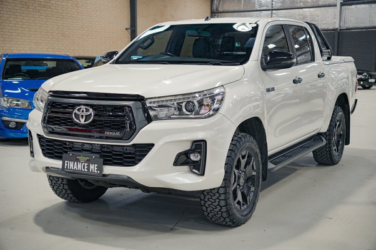 Toyota Hilux image 4