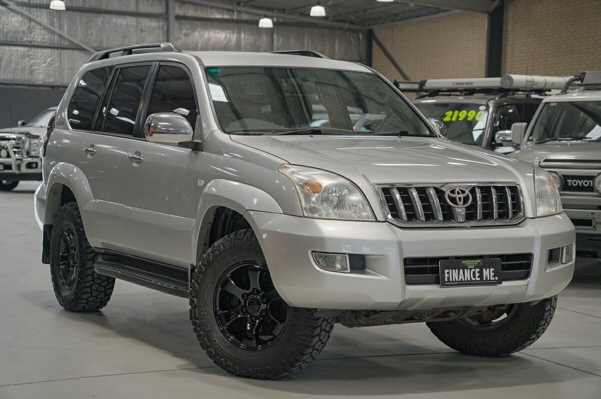 Toyota Landcruiser Prado image 1