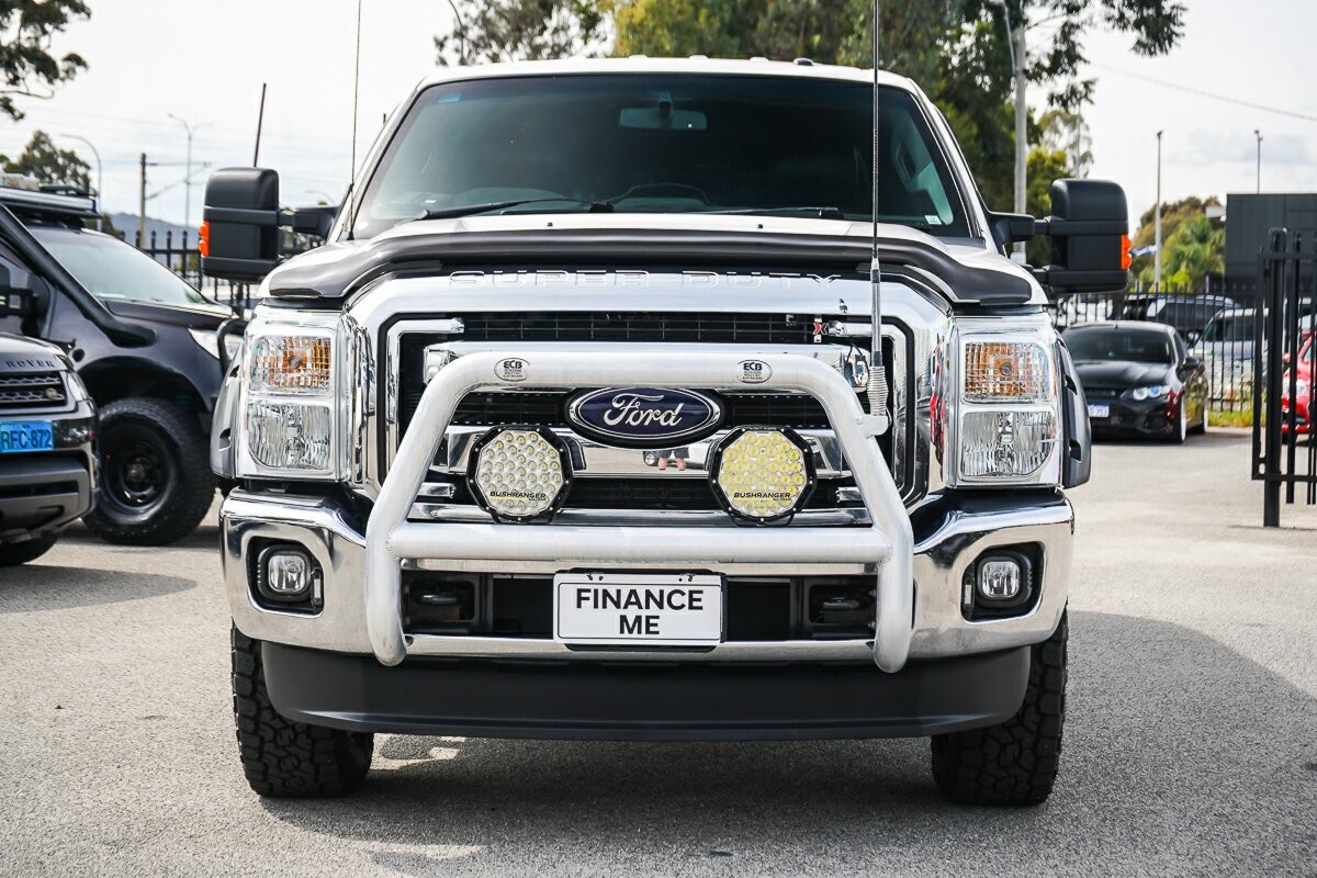 Ford Transit image 3