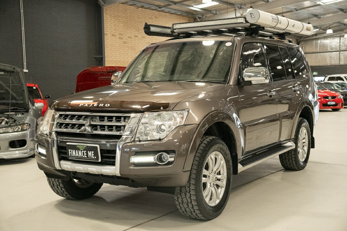 Mitsubishi Pajero image 4