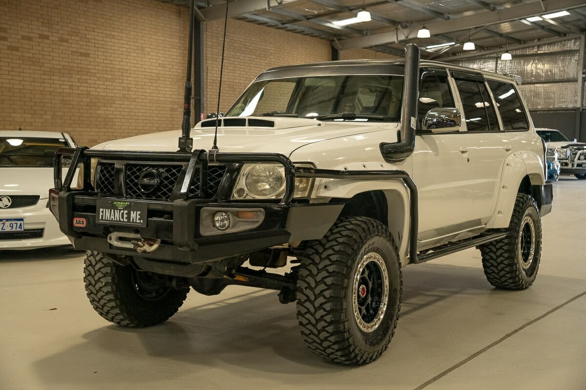 Nissan Patrol image 4