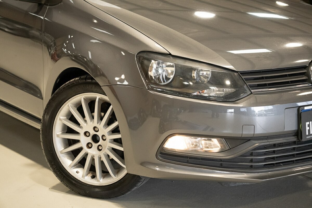 Volkswagen Polo image 2