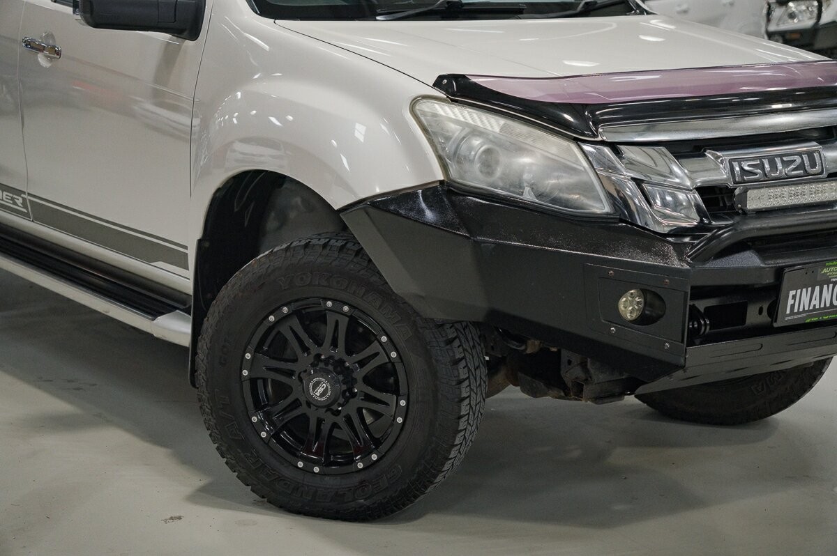 Isuzu D-max image 2