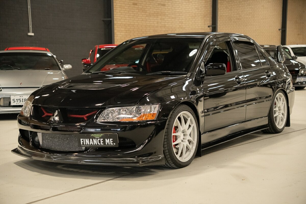 Mitsubishi Lancer image 4