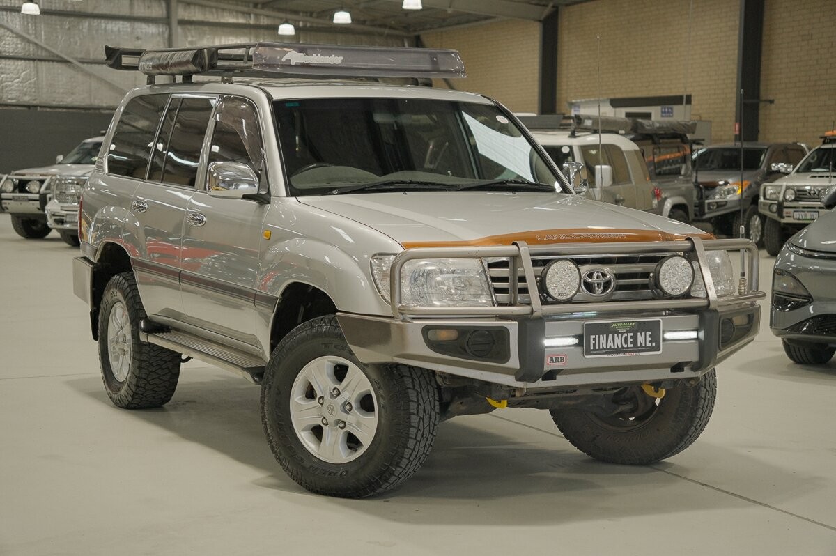 Toyota Landcruiser image 1
