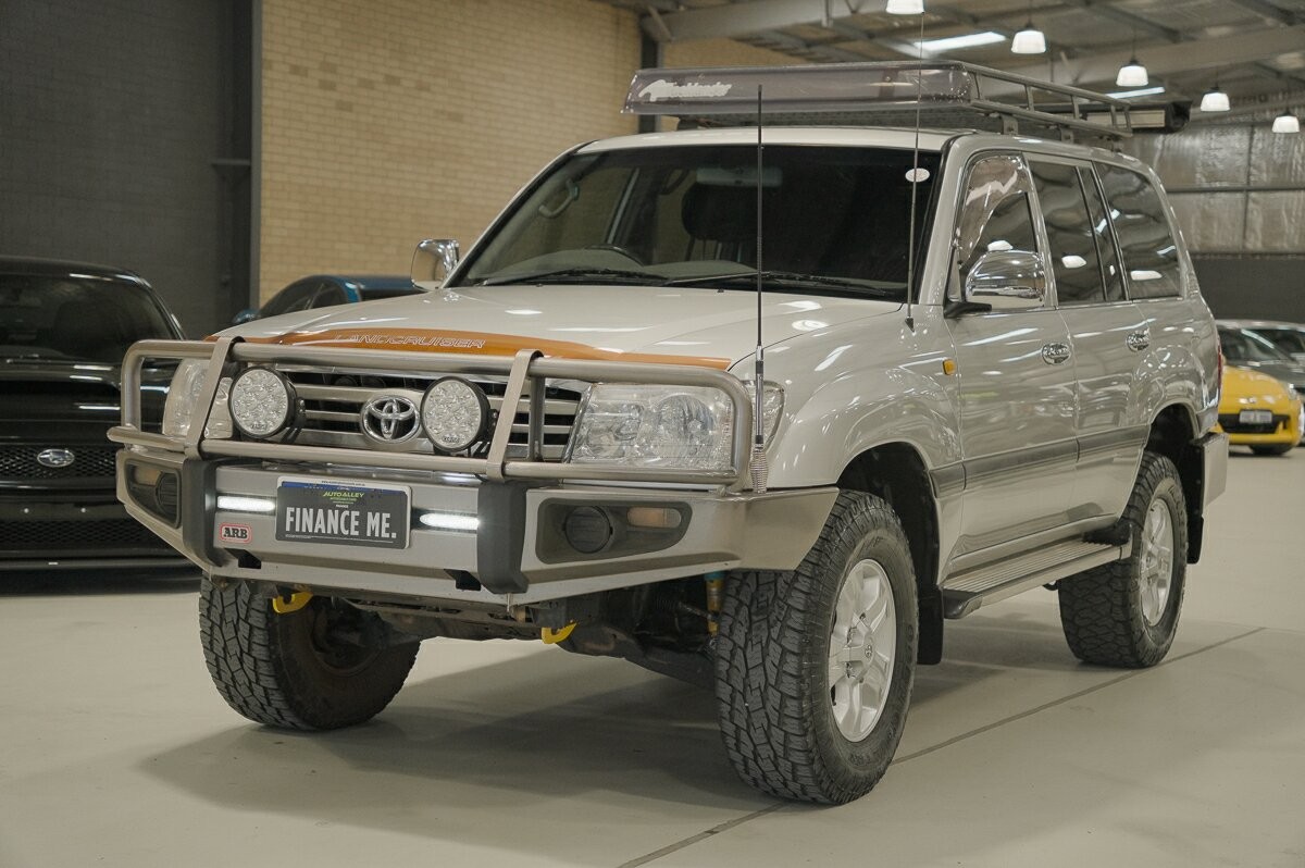 Toyota Landcruiser image 4
