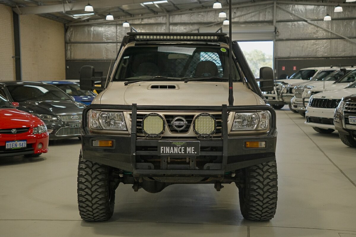 Nissan Patrol image 3