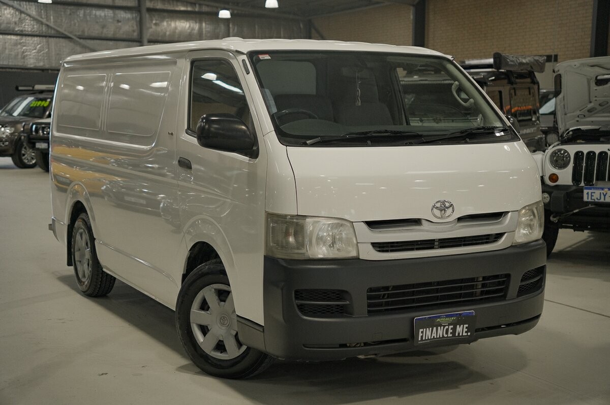 Toyota Hiace image 1