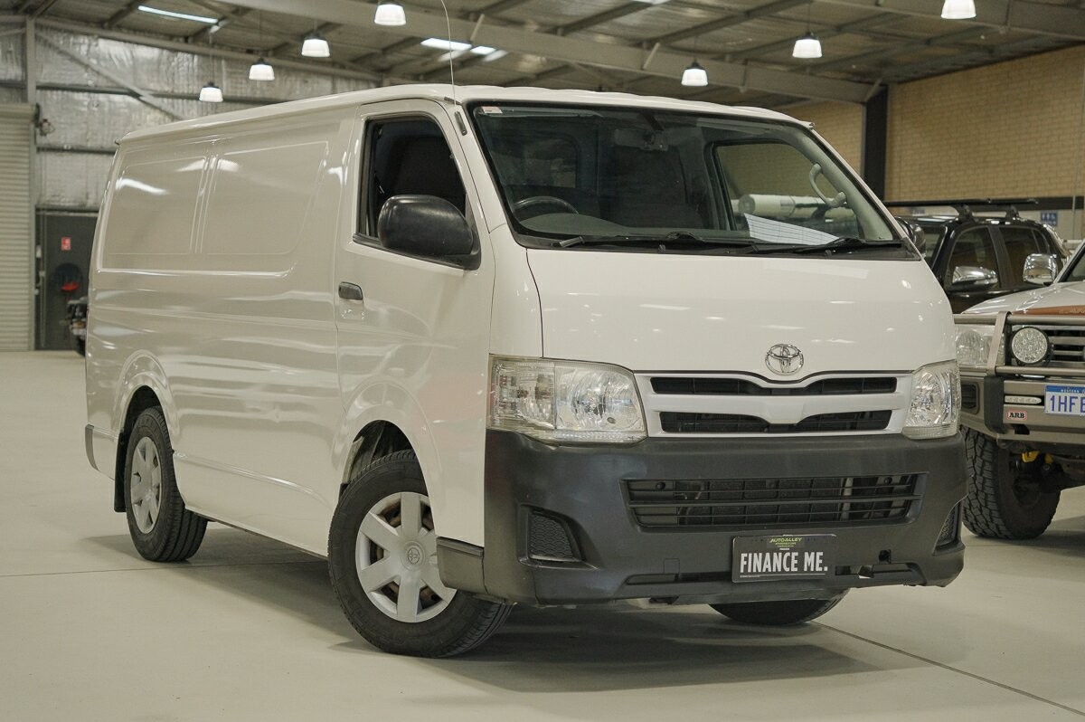 Toyota Hiace image 1